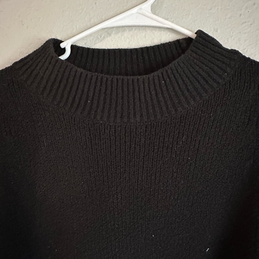Old Navy Black Turtleneck Sweater